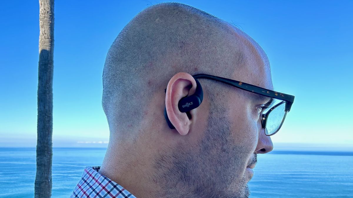 The ONLY workout earbuds I’ll ever wear are 31% off for Cyber Monday (for now!)